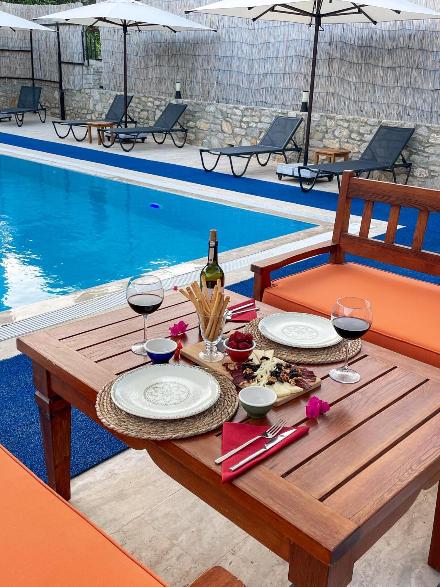 Oezguem Suite Otel Datça Zewnętrze zdjęcie