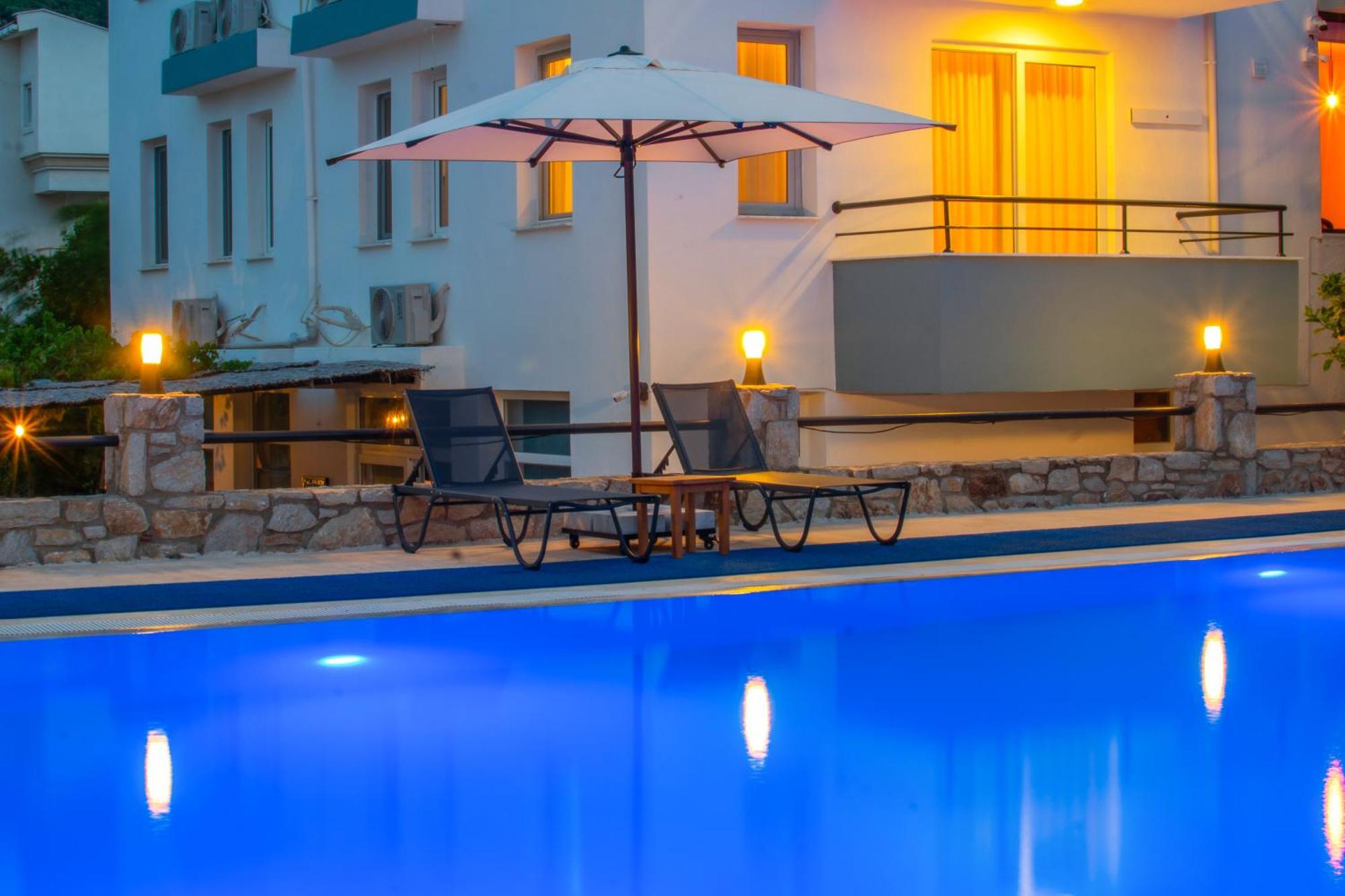 Oezguem Suite Otel Datça Zewnętrze zdjęcie